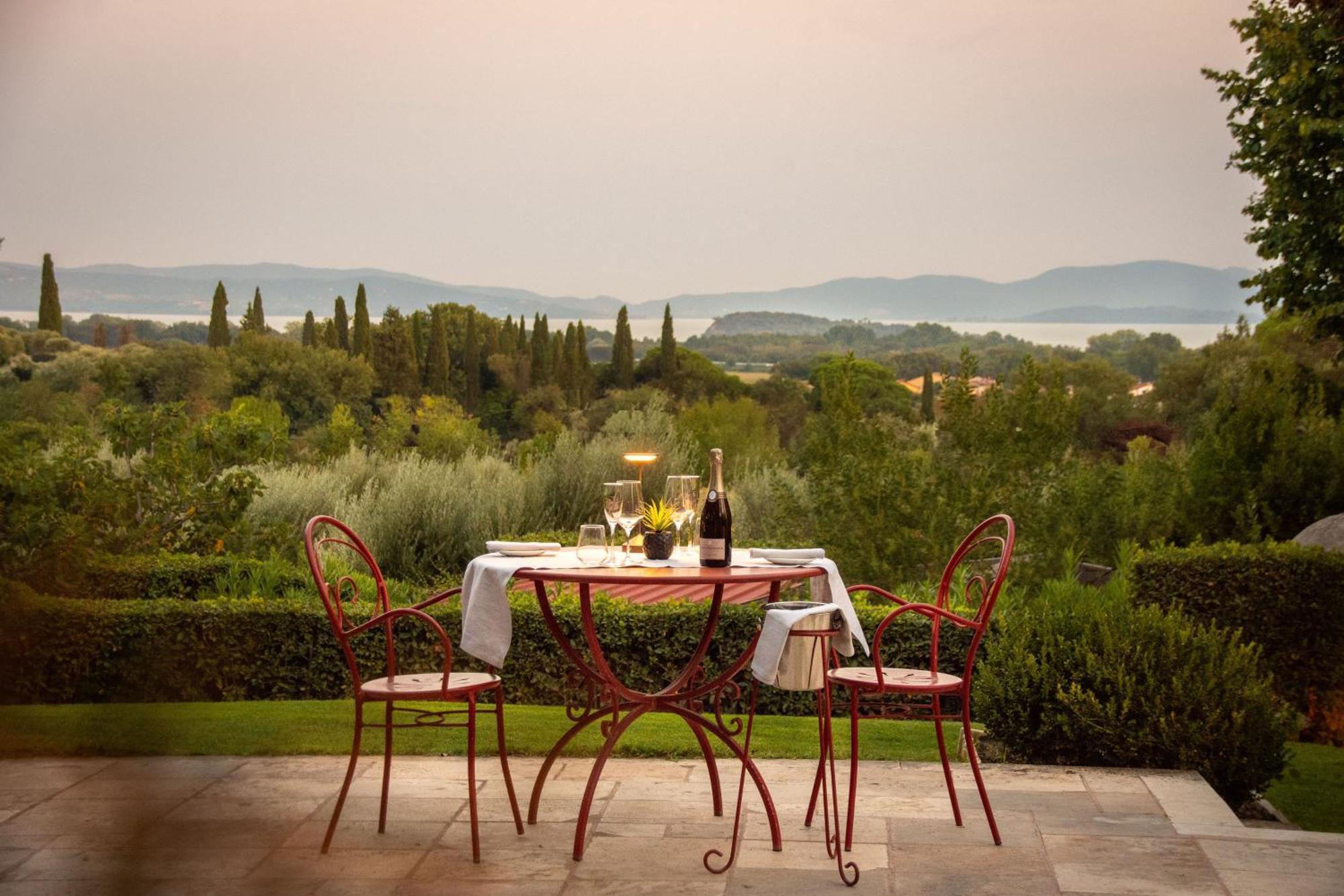 I Capricci Di Merion - Resort & Spa Tuoro sul Trasimeno Eksteriør bilde
